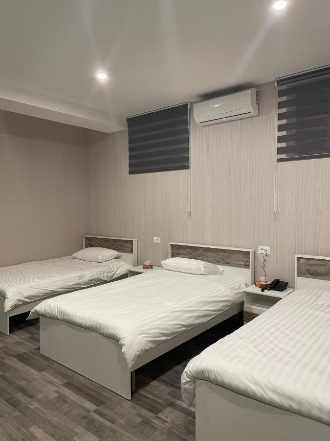 Park Avenue Hotel Γιερεβάν Εξωτερικό φωτογραφία