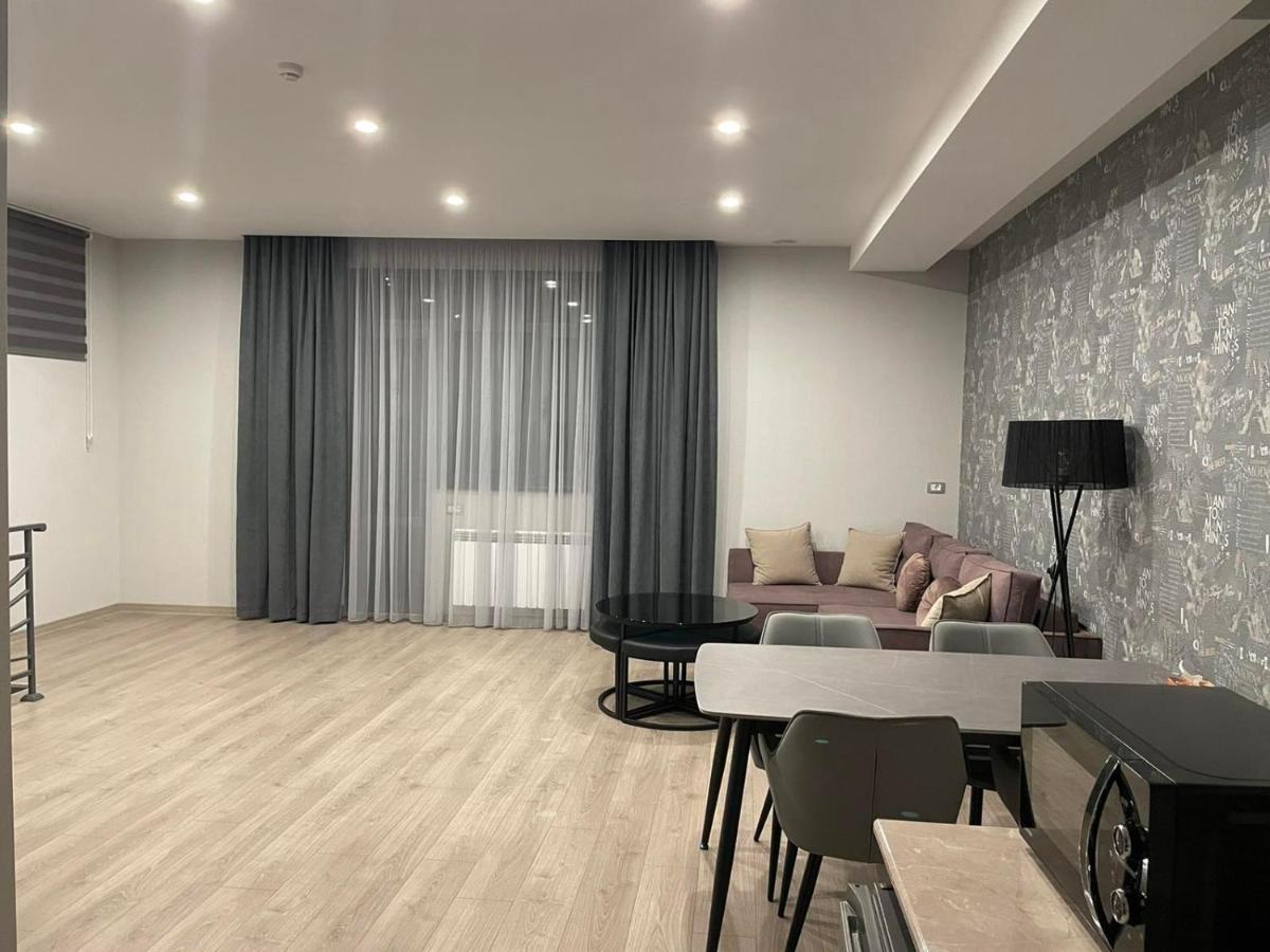 Park Avenue Hotel Γιερεβάν Εξωτερικό φωτογραφία
