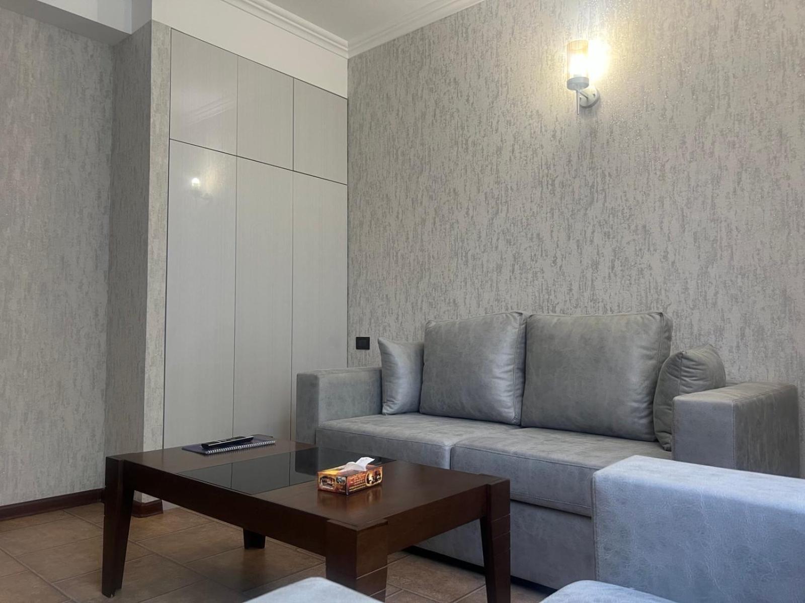 Park Avenue Hotel Γιερεβάν Εξωτερικό φωτογραφία