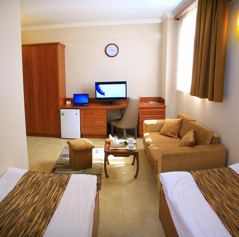 Park Avenue Hotel Γιερεβάν Εξωτερικό φωτογραφία