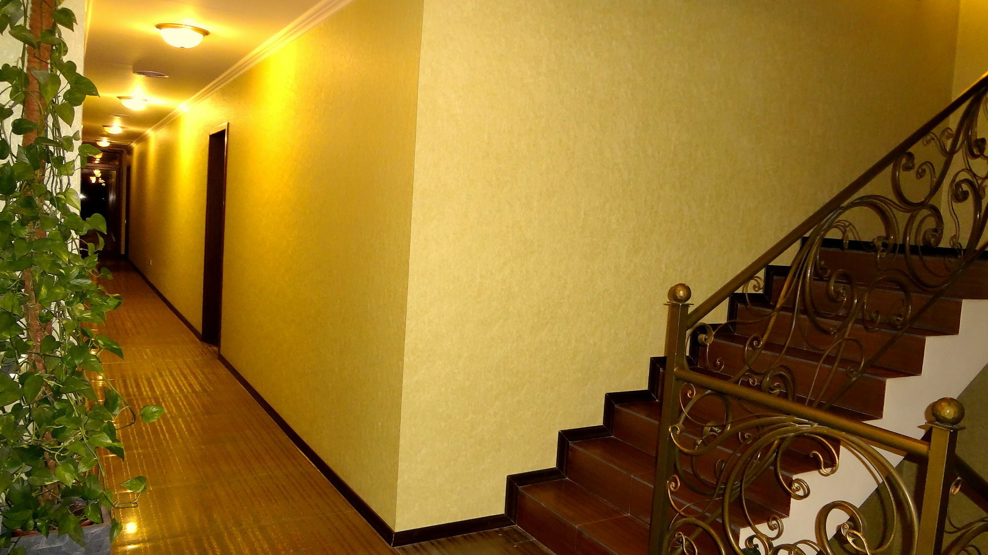 Park Avenue Hotel Γιερεβάν Εξωτερικό φωτογραφία