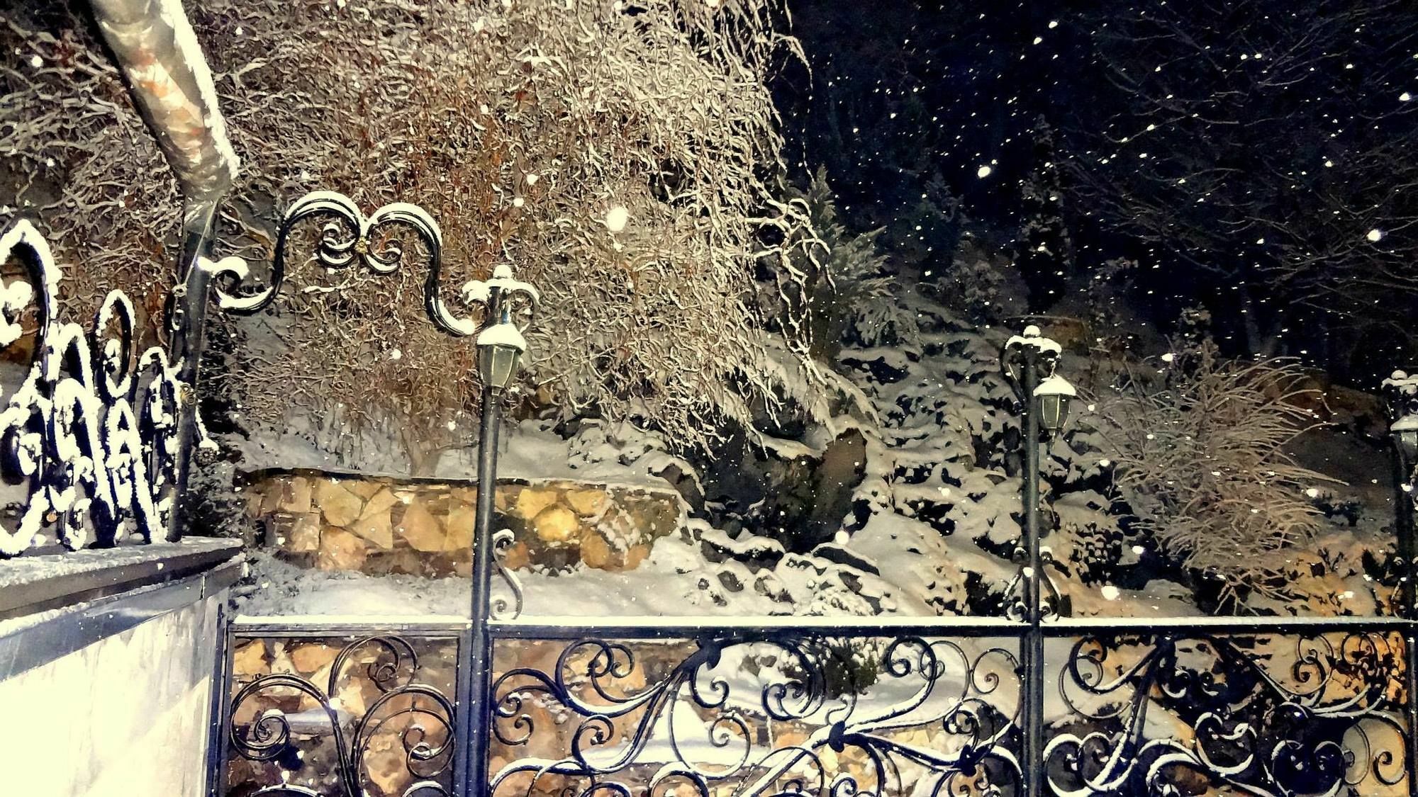 Park Avenue Hotel Γιερεβάν Εξωτερικό φωτογραφία