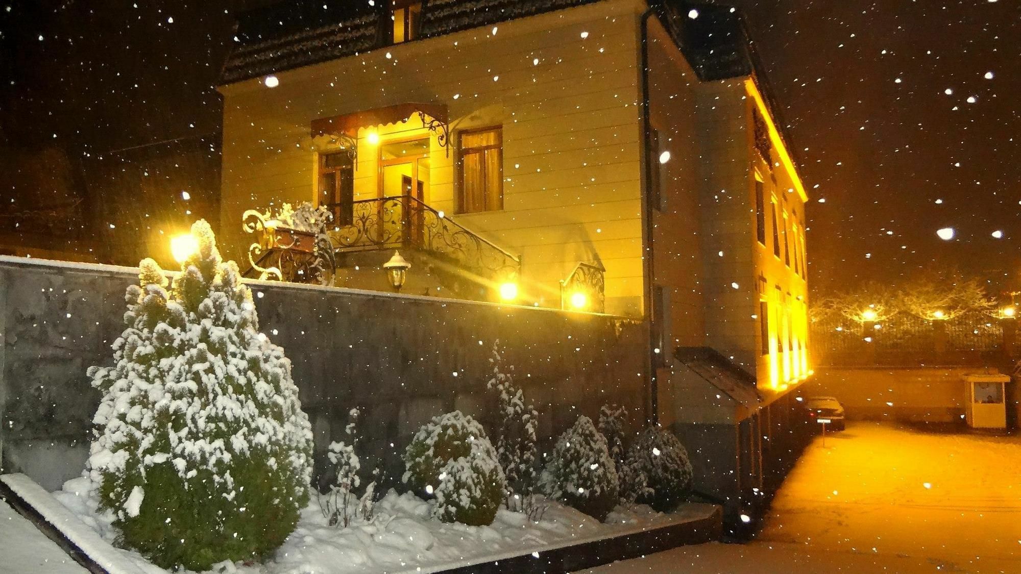 Park Avenue Hotel Γιερεβάν Εξωτερικό φωτογραφία